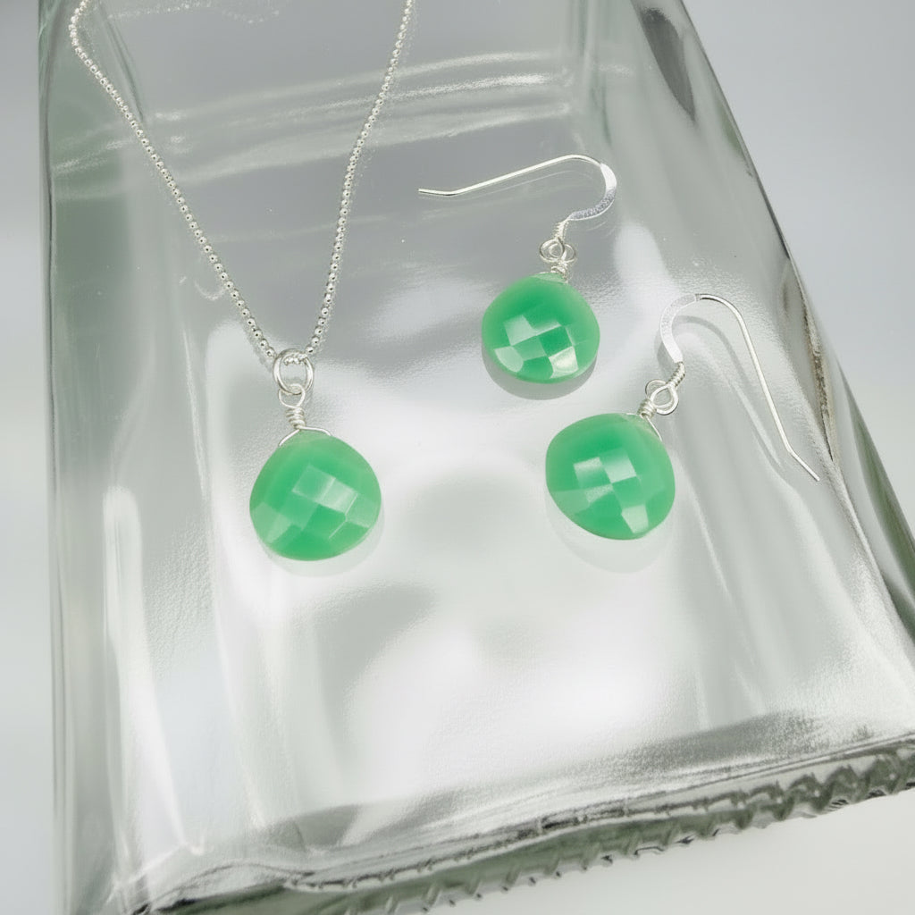 Chrysoprase Necklace and Earrings Set