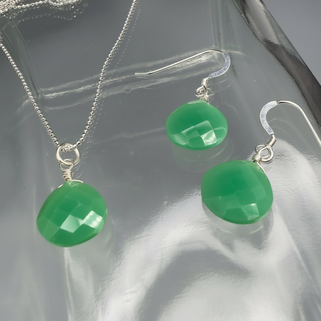 Chrysoprase Necklace and Earrings Set