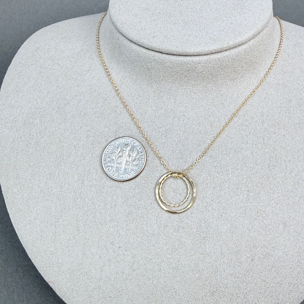 Gold double rings necklace