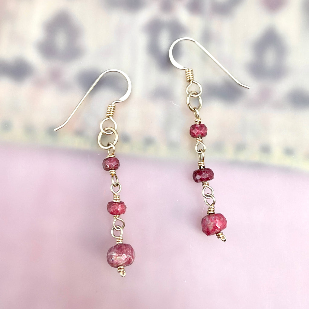 Thulite Earrings in gold