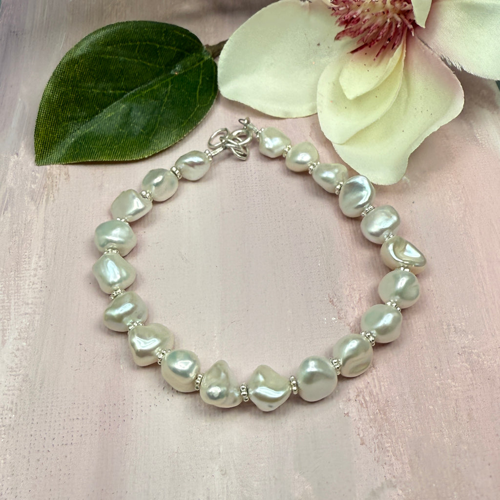 White Baroque Pearls Bracelet