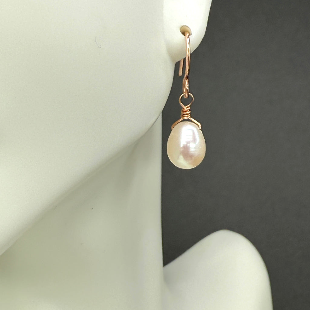 Pearls with Rose Gold Necklace and Earrings Set