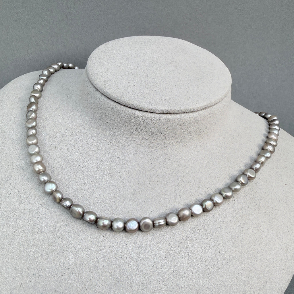 Gray Pearls Necklace and bracelet set