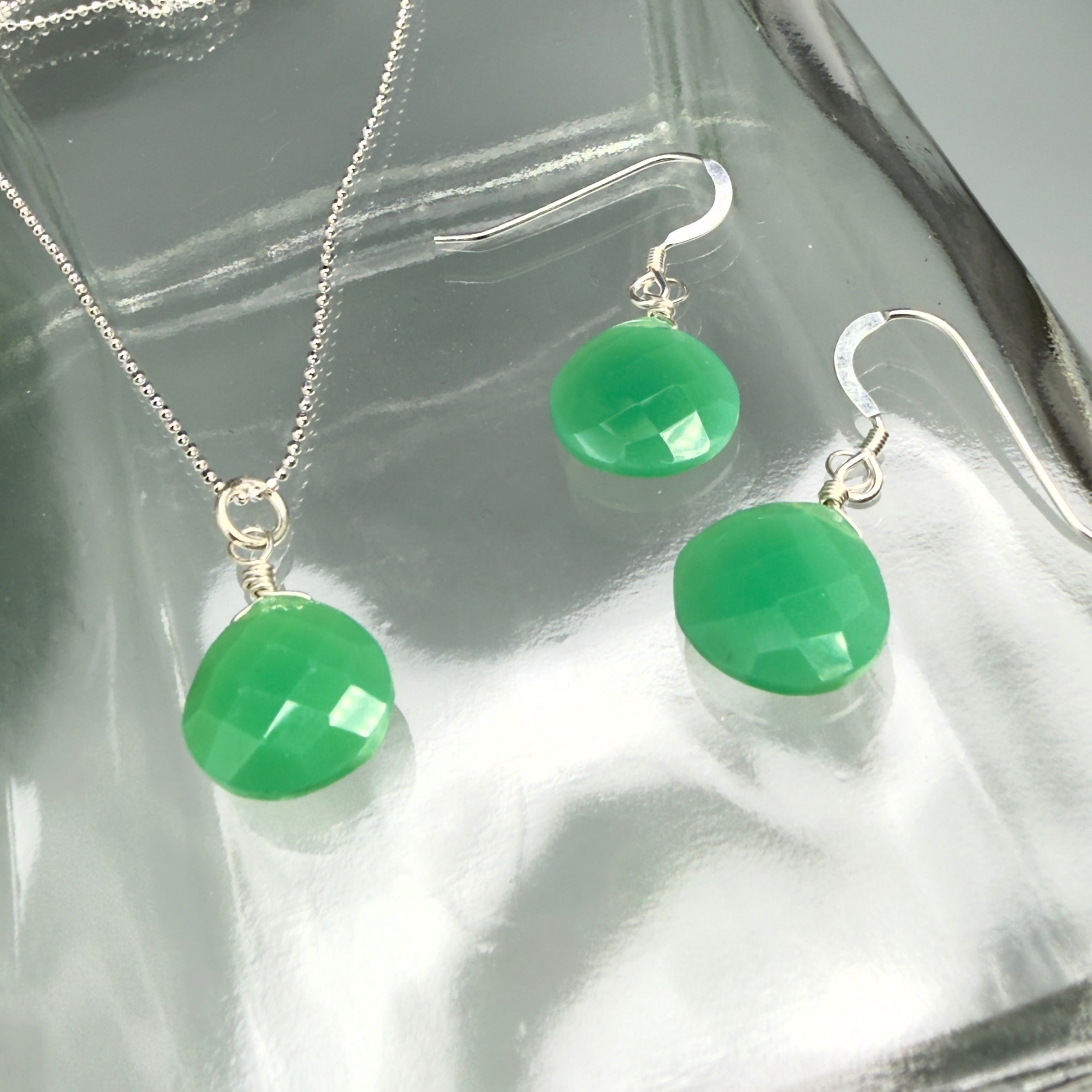 Chrysoprase Necklace and Earrings Set
