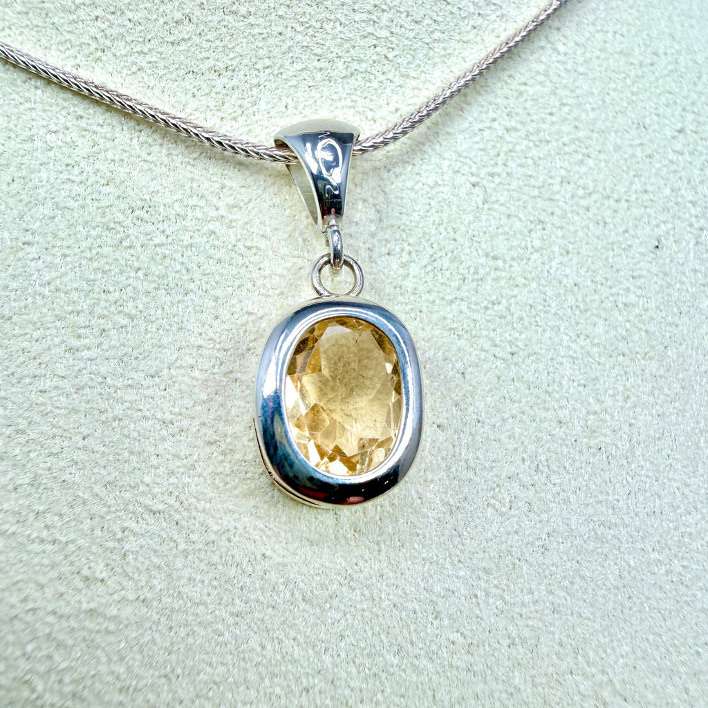 Yellow Labradorite on Sterling silver chain