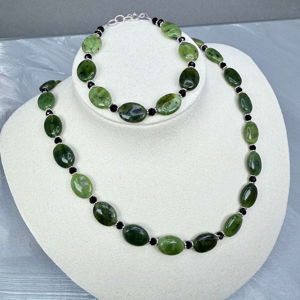 Jade with Black Necklace, Bracelet, Earrings - in silver