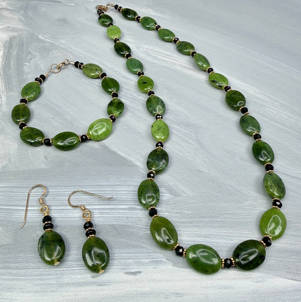 Jade with Black Necklace, Bracelet, Earrings - in gold