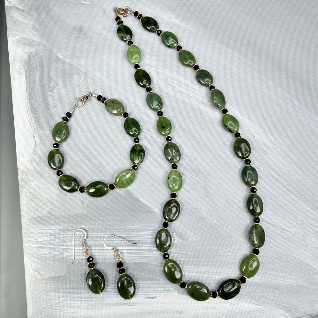 Jade with Black Necklace, Bracelet, Earrings - in gold