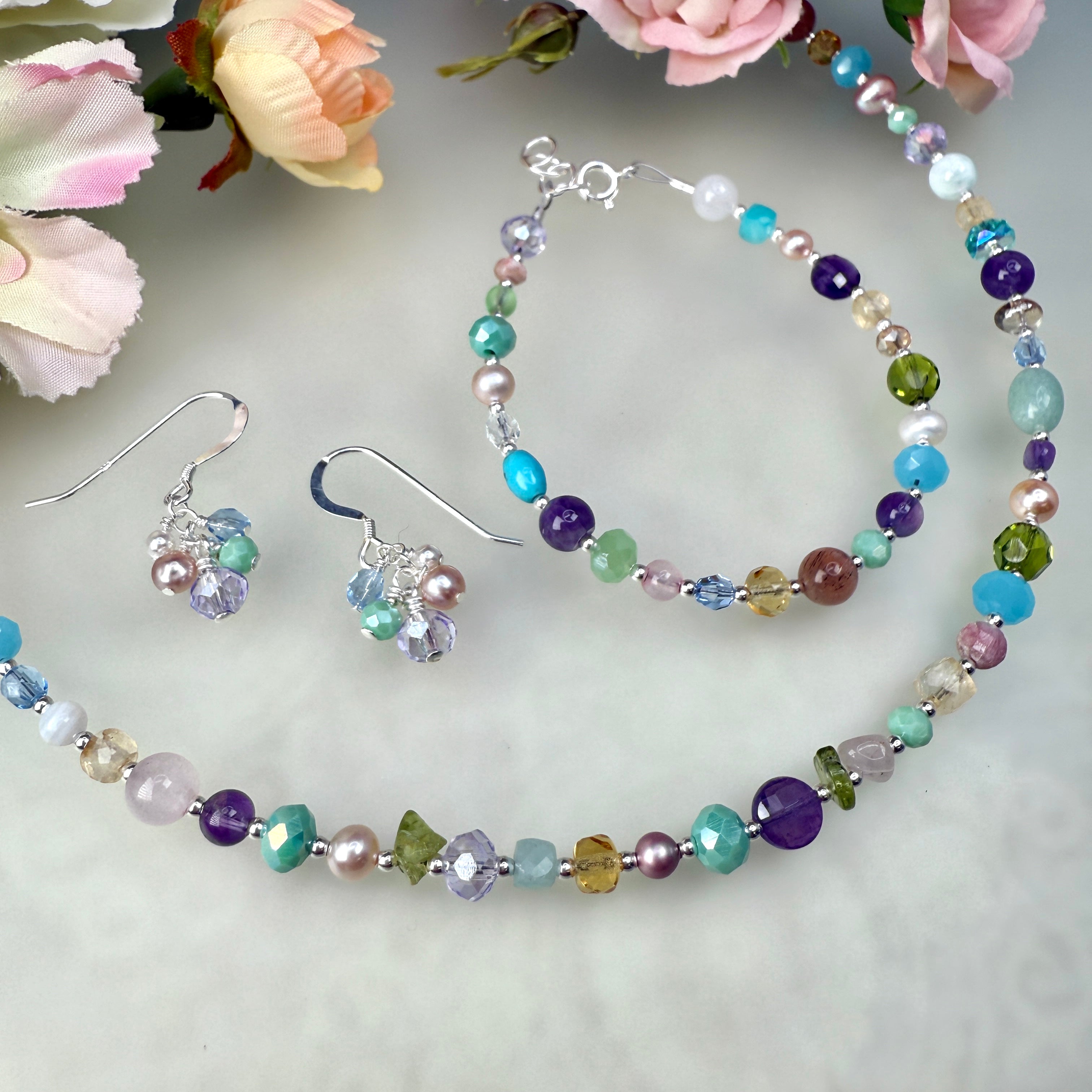 Spring Gems Necklace, bracelet and earrings